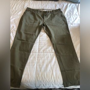 Brooks Brothers Advantage Chino Stretch Pants